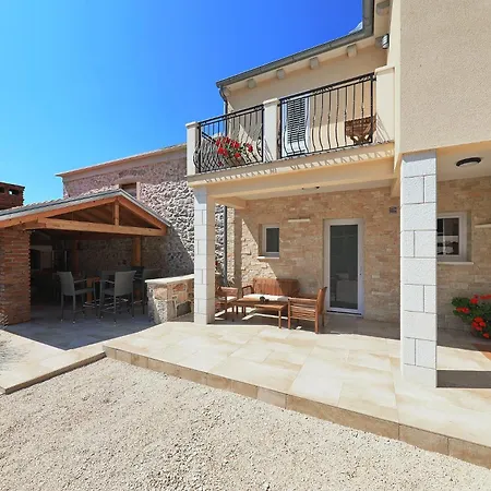 Villa Bonavita Sukošan